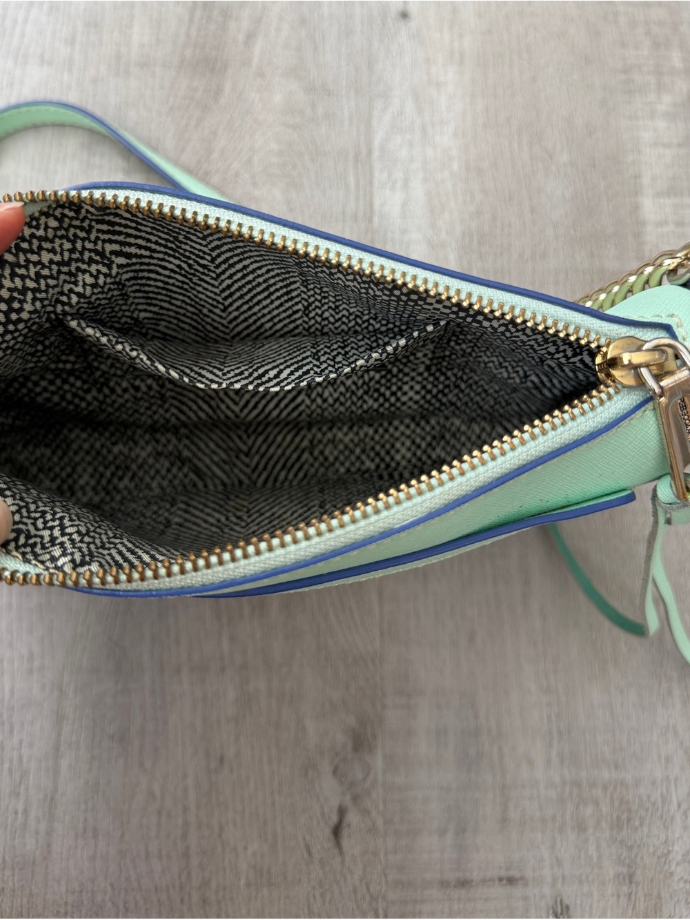Rebecca Minkoff Mint Avery Crossbody with Gold Chain - Picture 2 of 4